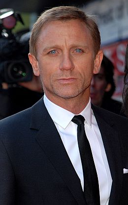 Daniel Craig