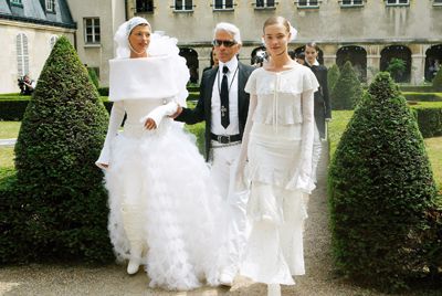 Karl Lagerfeld, Linda Evangelista, Natalia Vodianova. 